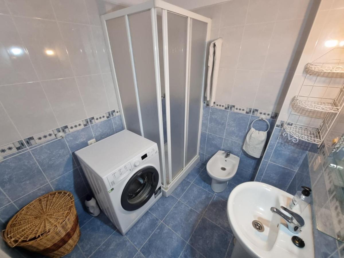 Tenerife Island Oasis Apartment Los Cristianos  Bagian luar foto